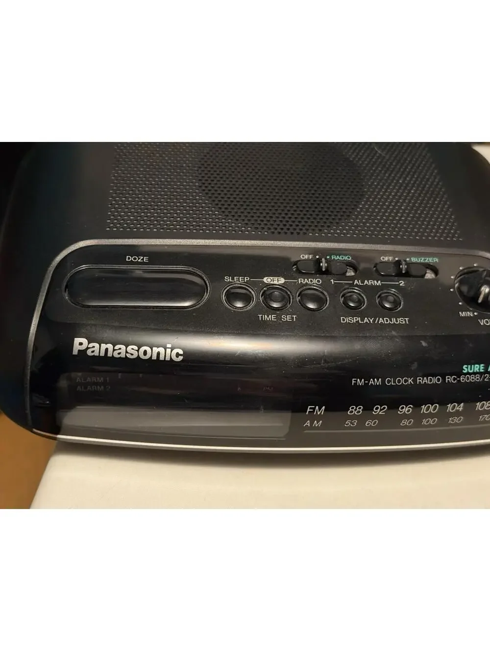 VTG Panasonic RC-6088 AM FM Compact Digital Alarm Clock Radio With Manual , Work